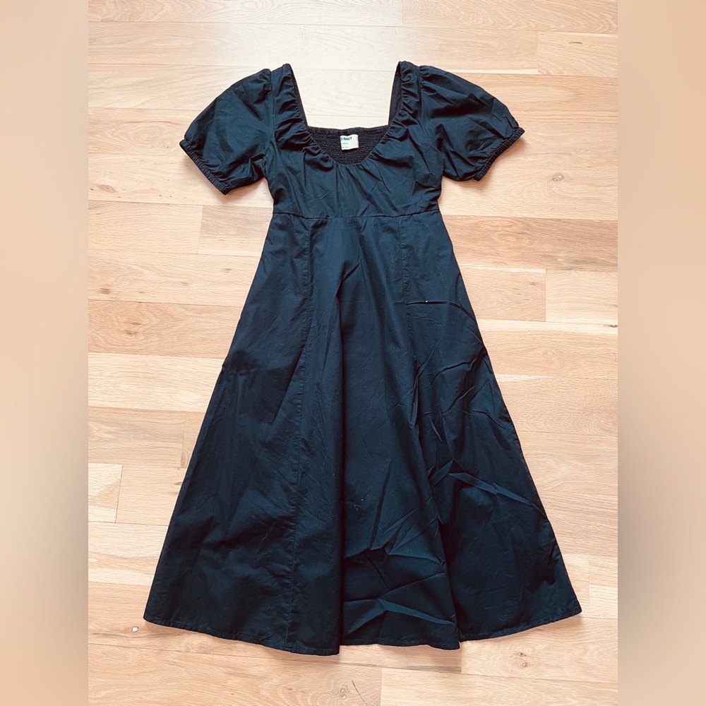 Old Navy Black Puff Sleeve Dress